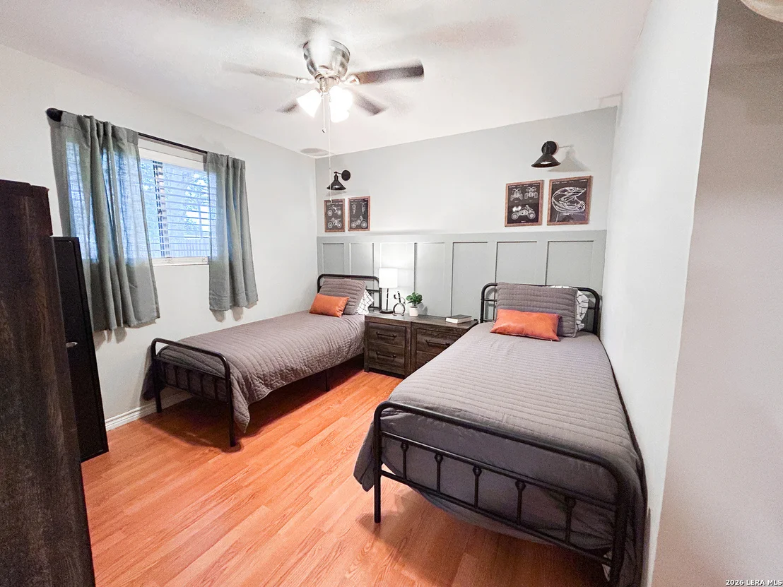 Photo of 802 W Carter