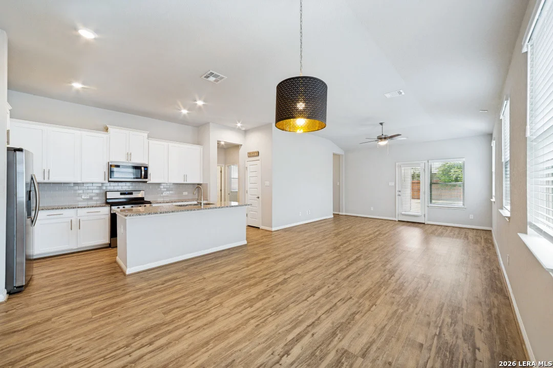 Photo of 12939 Staubach