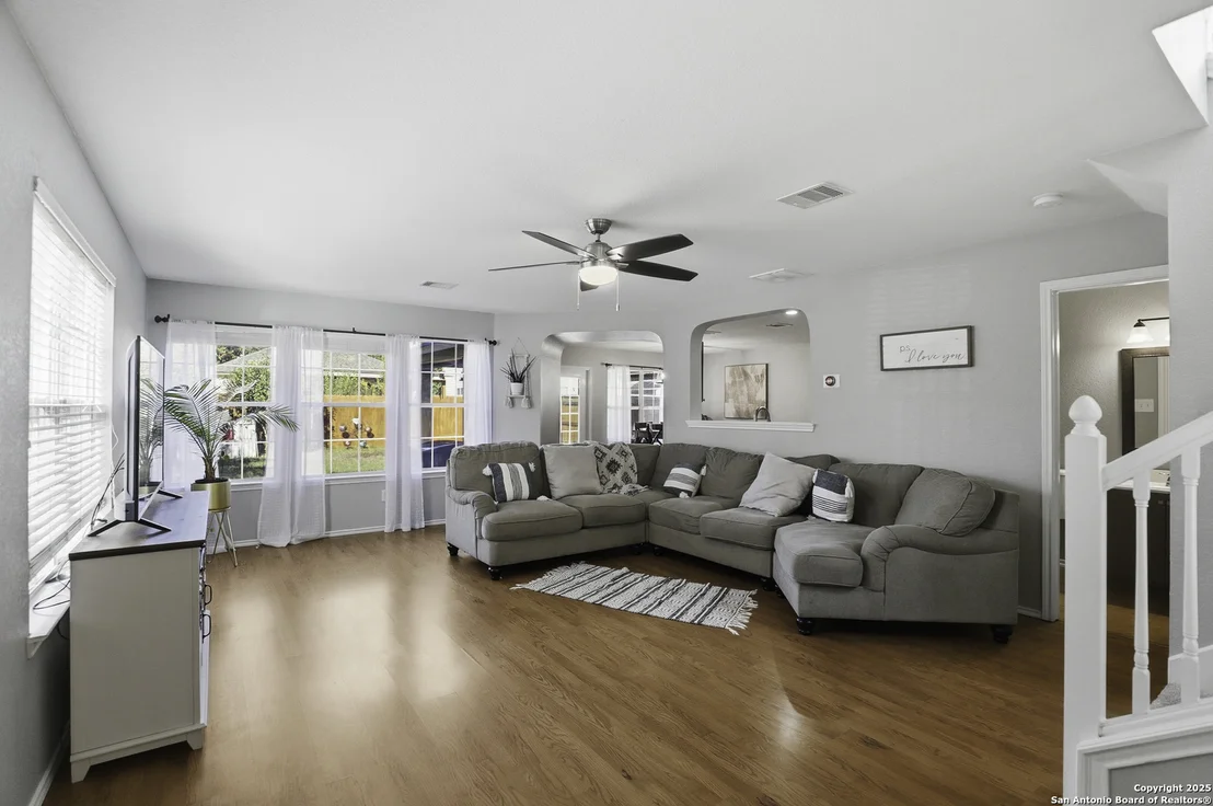 Photo of 11047 Barclay Point