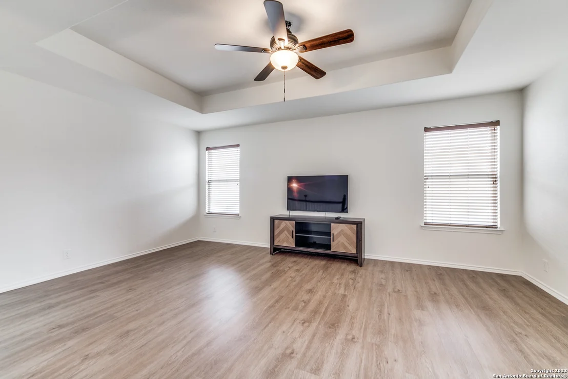 Photo of 120 JOLIE CIR