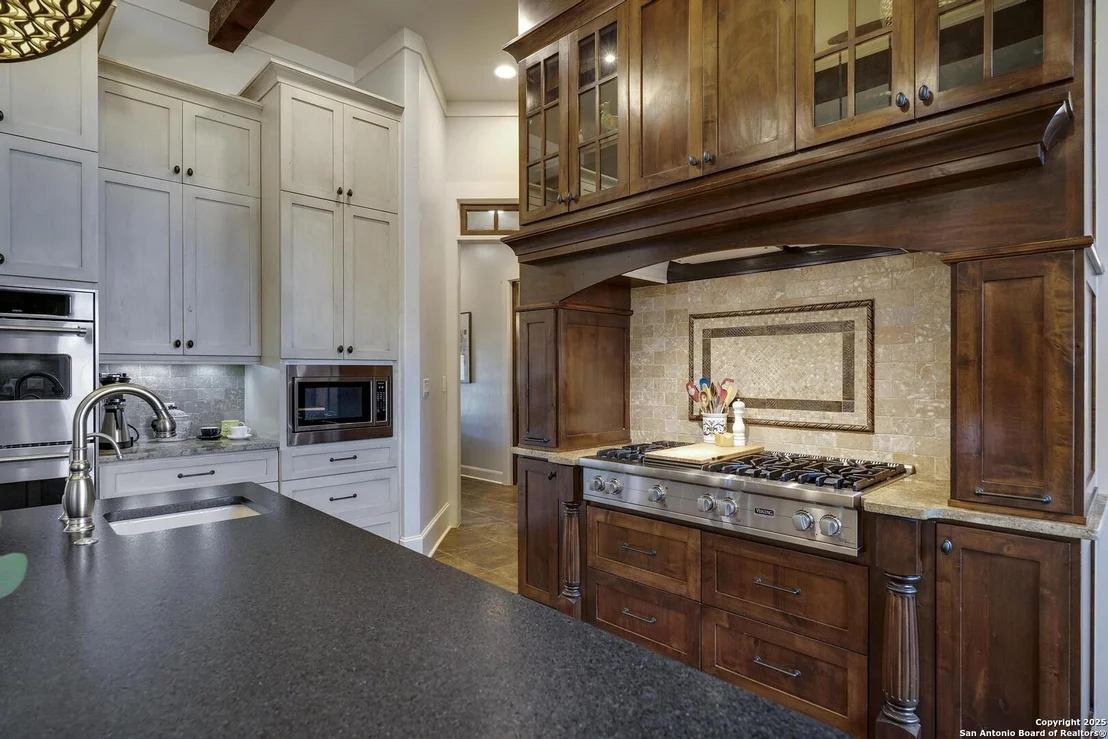 Photo of 107 LEGACY POINTE