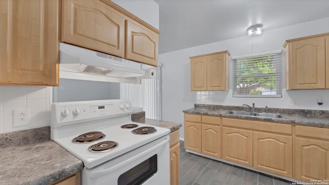 Photo of 5223 REDDING LN