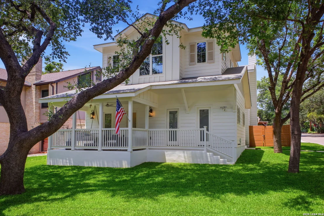 Photo of 301 OGDEN LN
