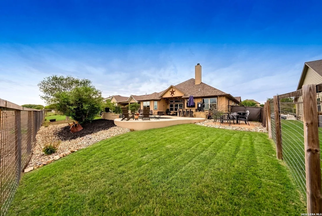 Photo of 11816 Field Bend