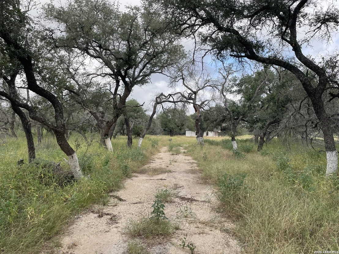 Photo of 1742 County Road 777