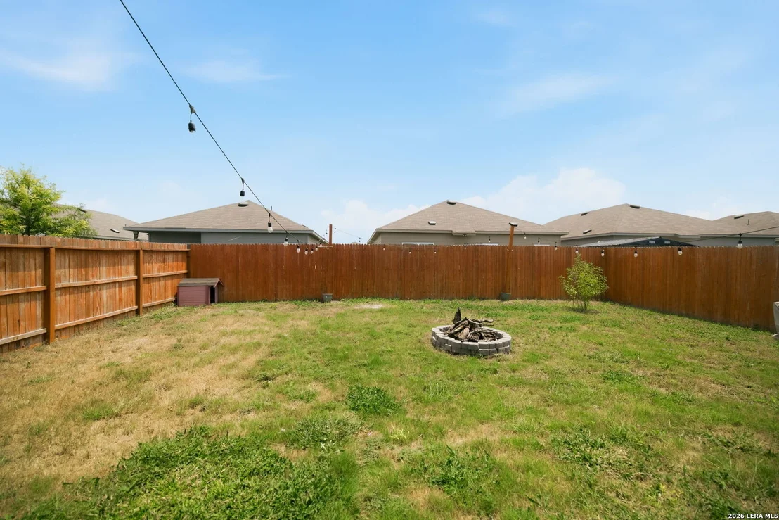 Photo of 3214 Farm Oak