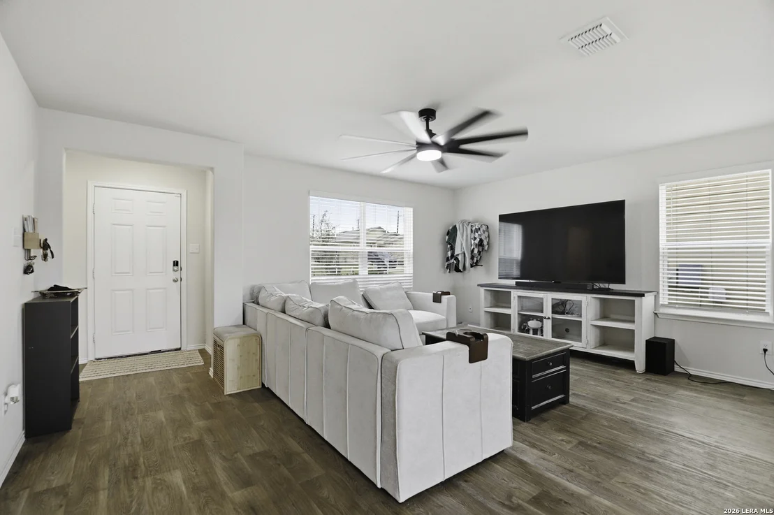 Photo of 5839 Kendall Prairie