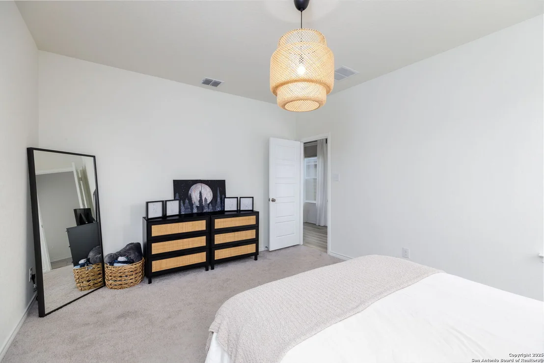 Photo of 8537 BAREFOOT LN