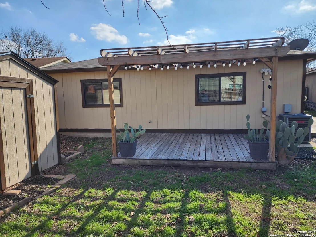 Photo of 6811 Cypress mist