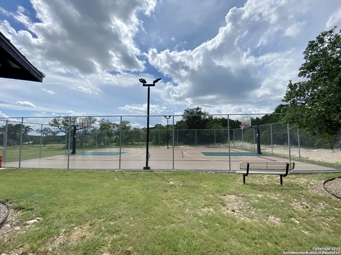 Photo of 391 PR 1748 Lot 391