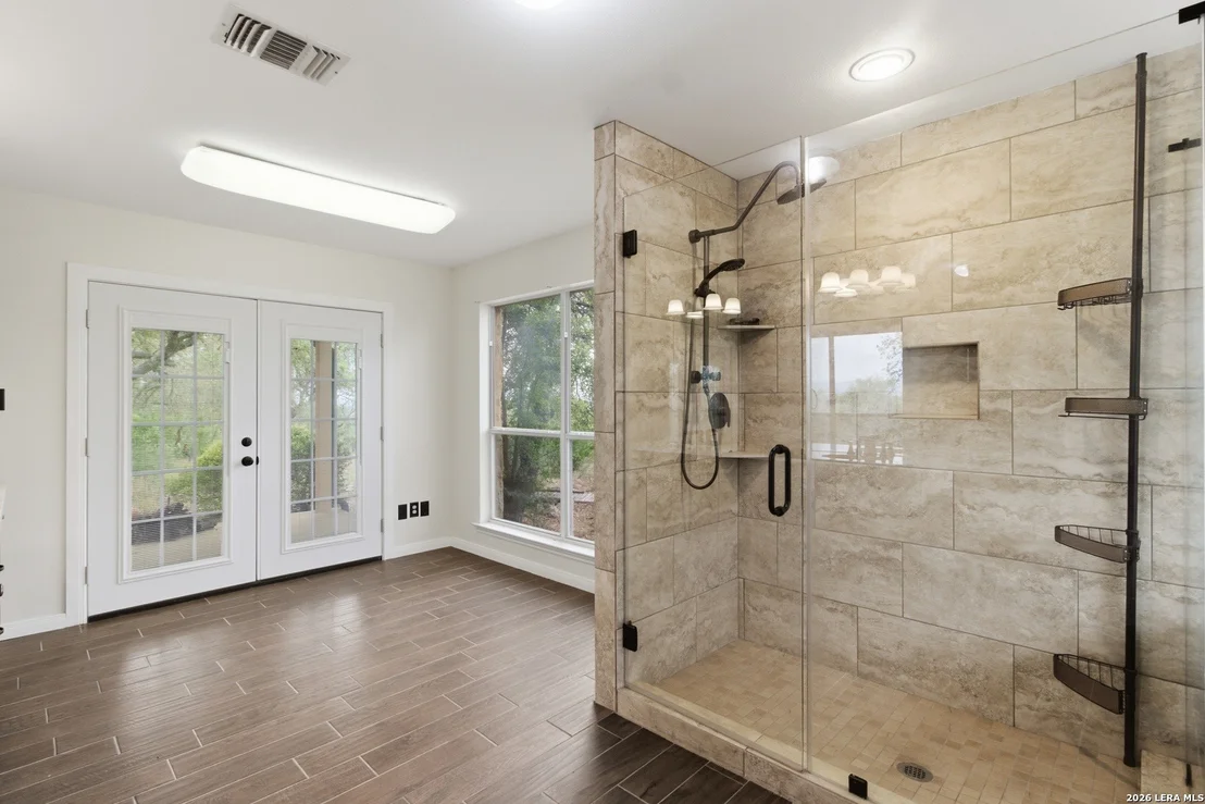 Photo of 292 Phillip Dr