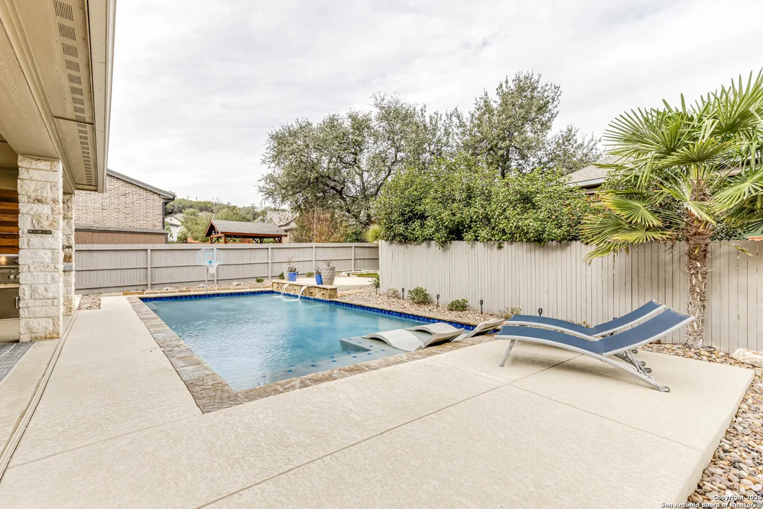Photo of 17419 Hillsedge