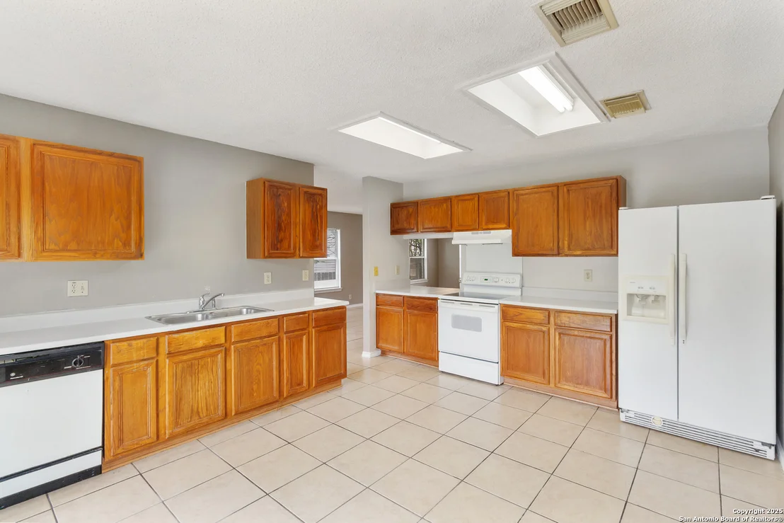 Photo of 8310 BORDER RIDGE DR