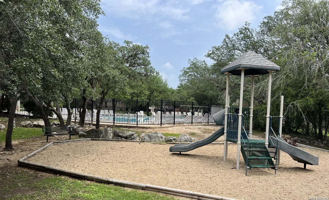 Photo of 19426 Mill Oak