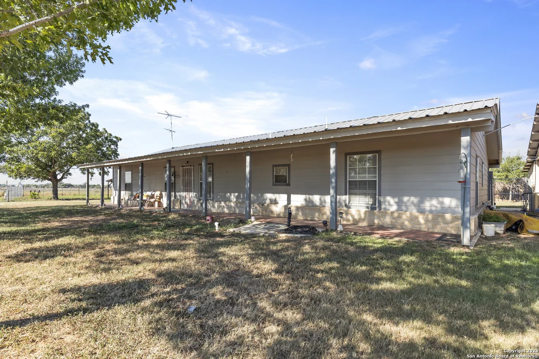 Photo of 944 County Road 769