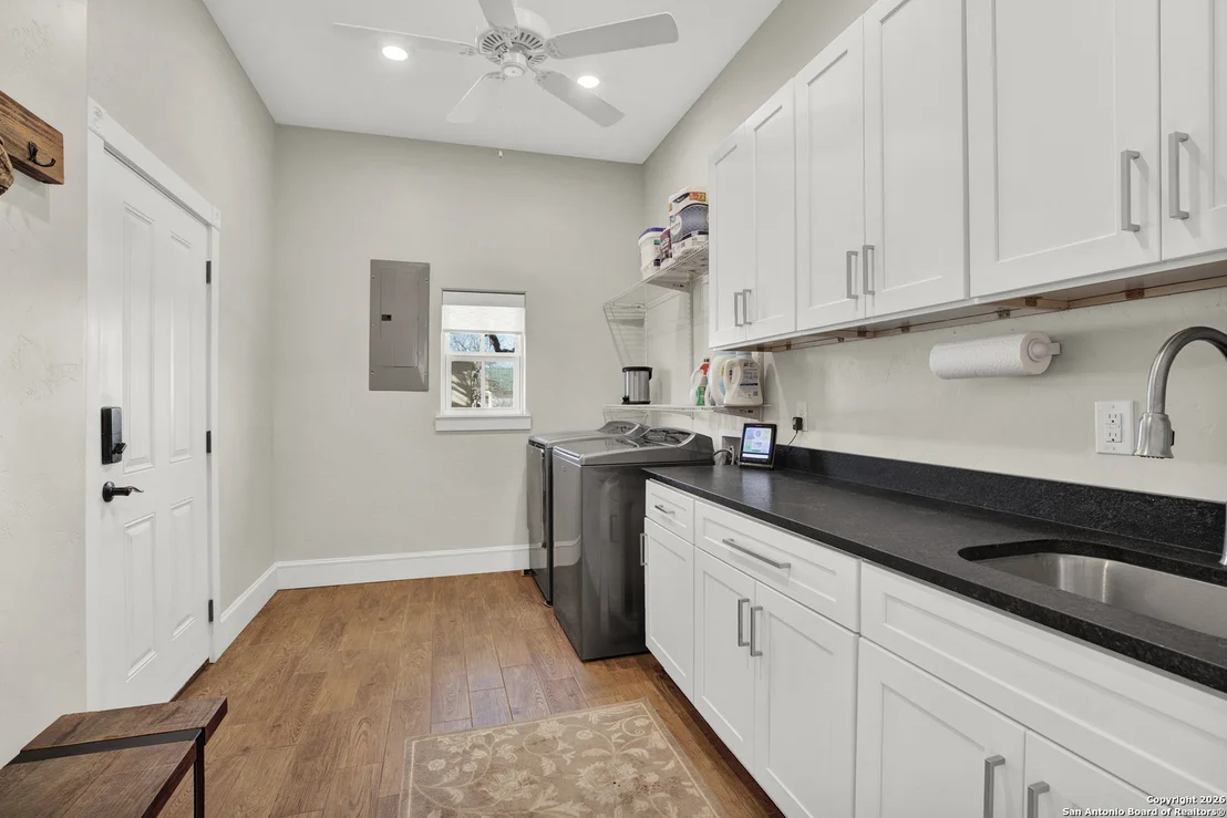 Photo of 308 Oakhaven Lane