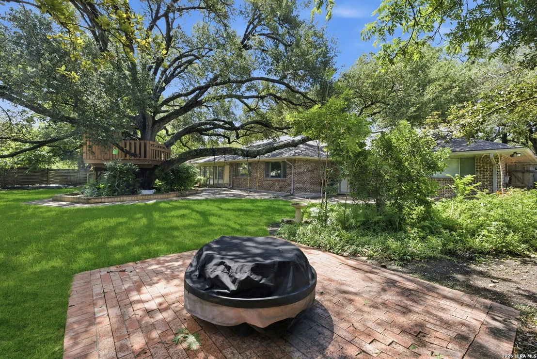 Photo of 105 Cobblestone