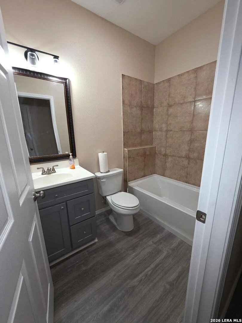 Photo of 127 Orange