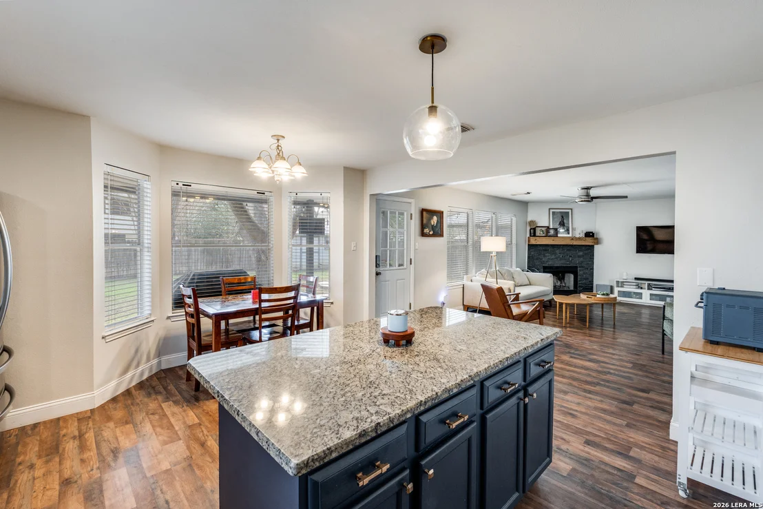 Photo of 1017 Silvertree