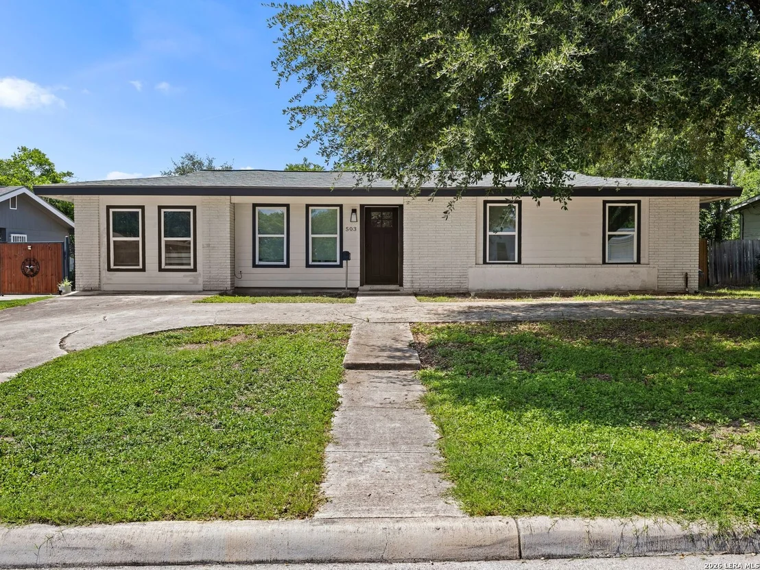 Photo of 503 Pickwell Dr