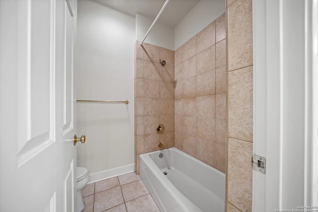 Photo of 134 Hampton Way