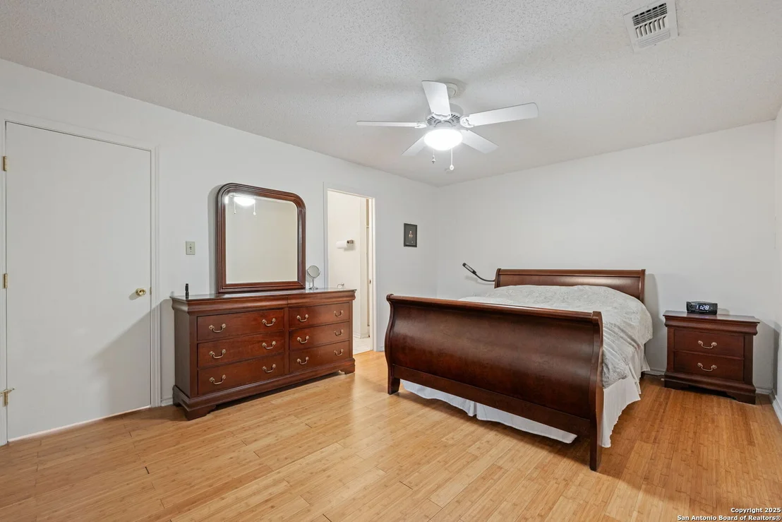Photo of 6719 Lucerne