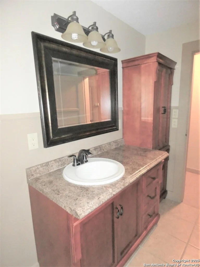 Photo of 158 Bronco Lane