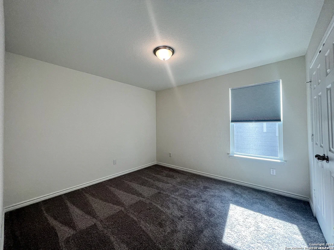 Photo of 4555 Whispering Oak