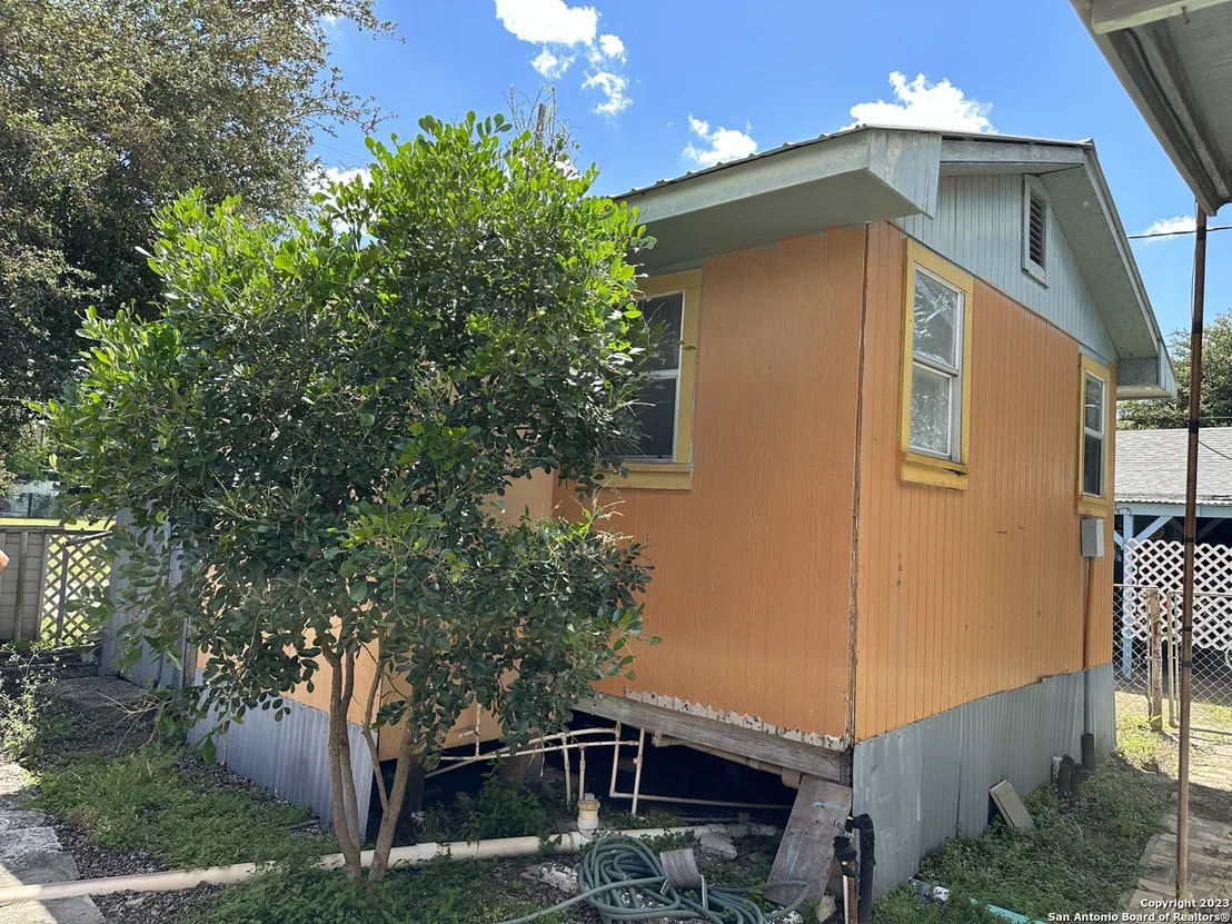 Photo of 401 Calle Hidalgo