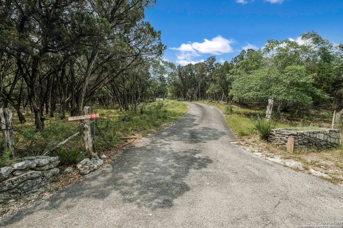 Photo of 24209 SCENIC LOOP RD