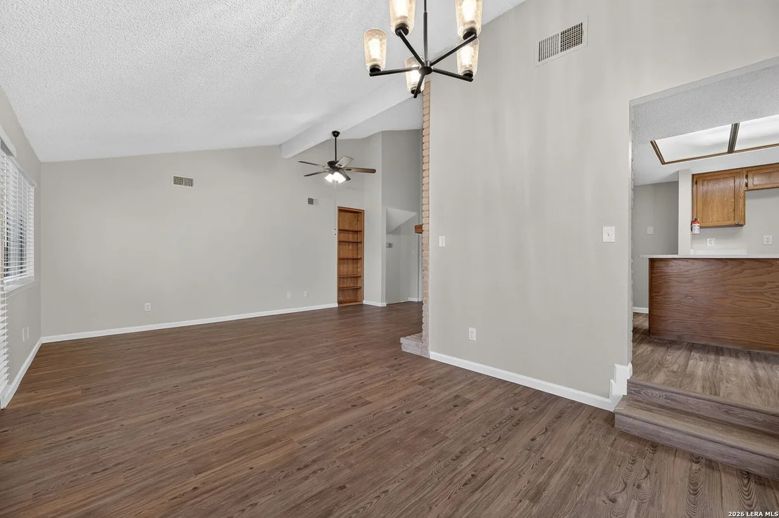 Photo of 5006 Timber Rise