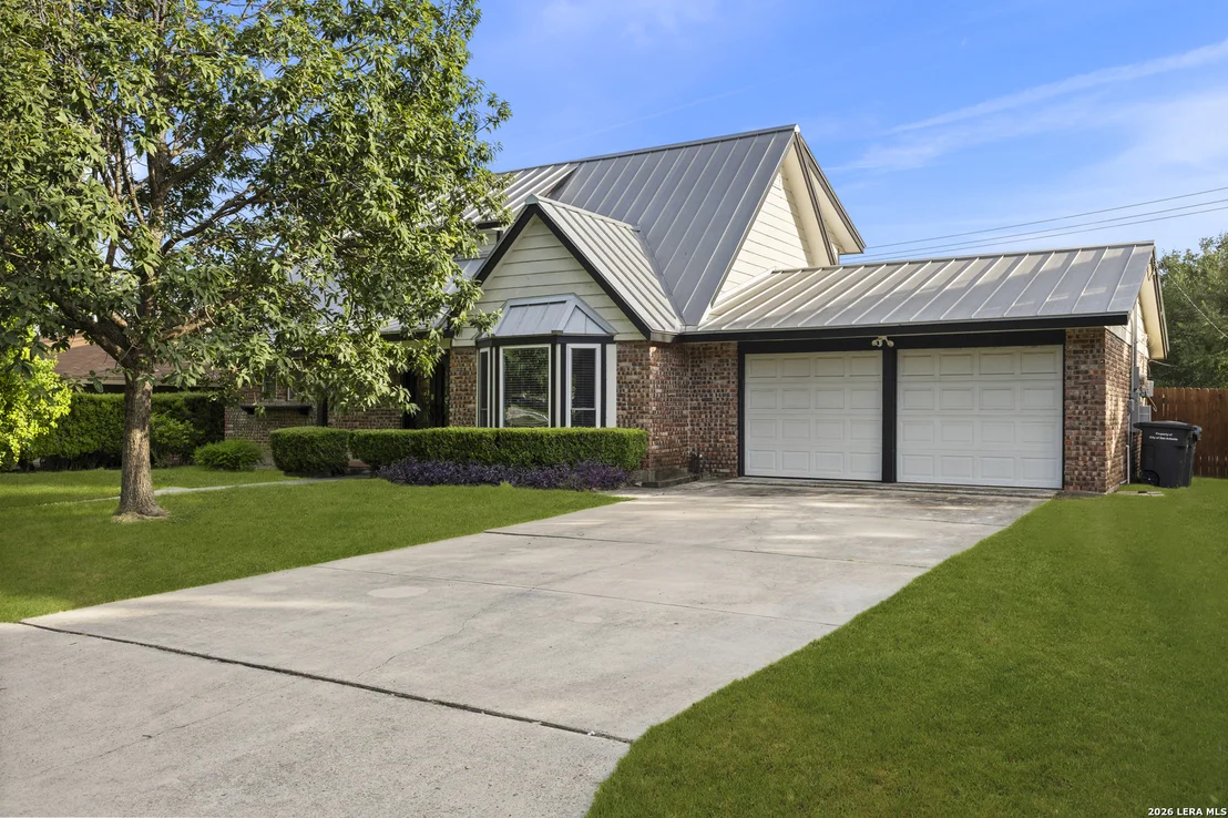 Photo of 10807 Mount Ida