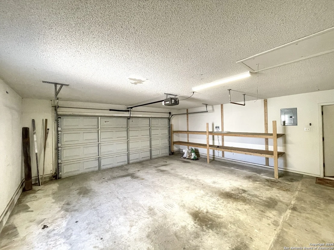 Photo of 107 WEESE LN