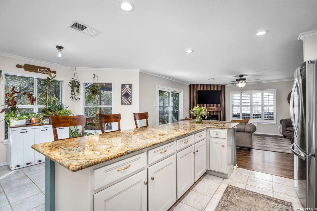 Photo of 231 Samantha Dr