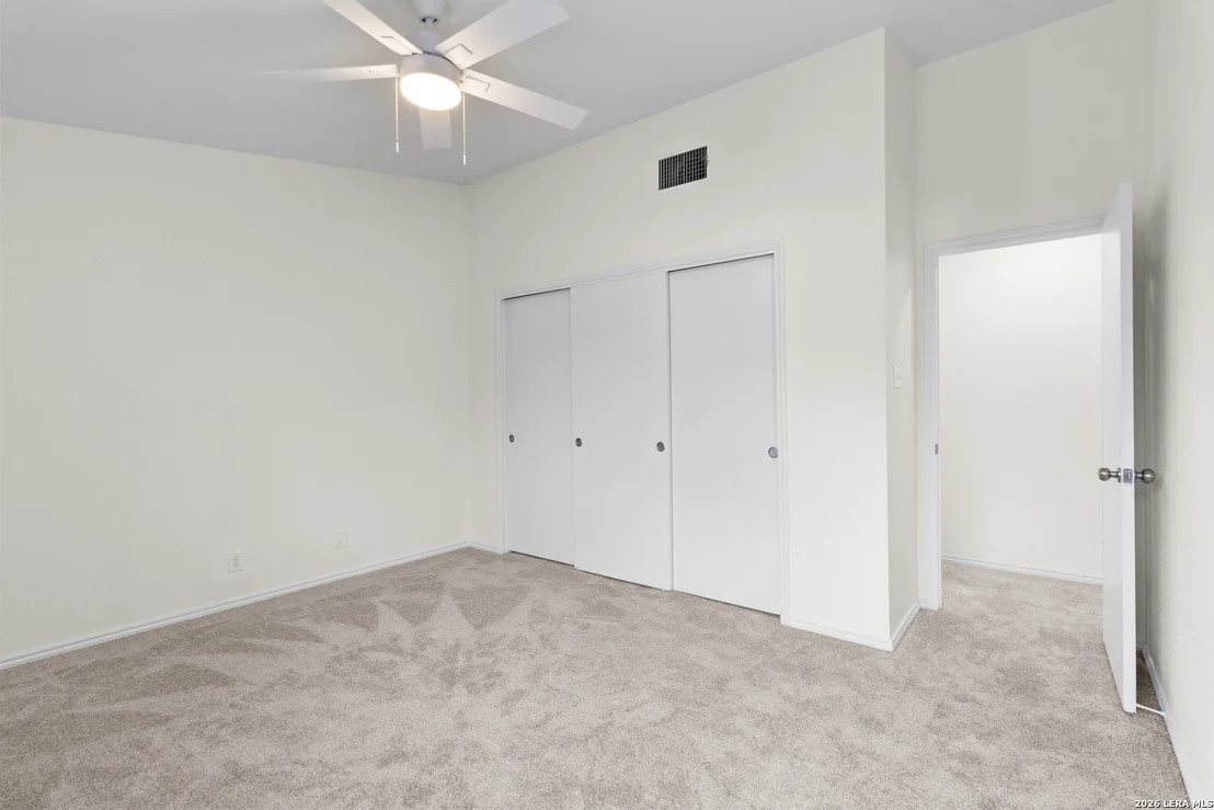 Photo of 13638 PRINCES KNLS
