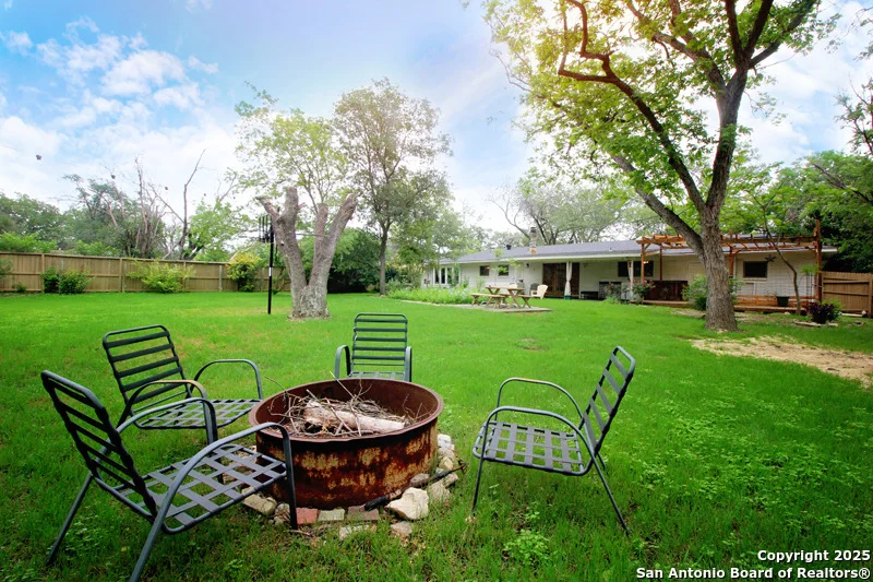 Photo of 113 ADOBE DR