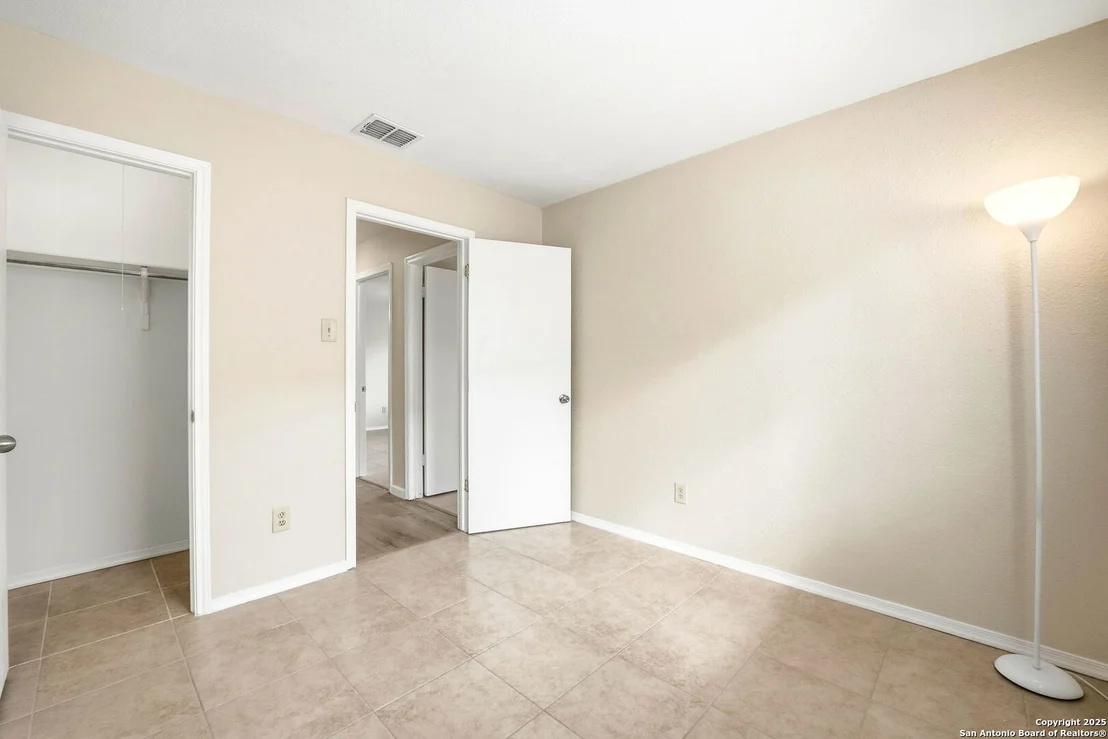 Photo of 10127 Pebblestone