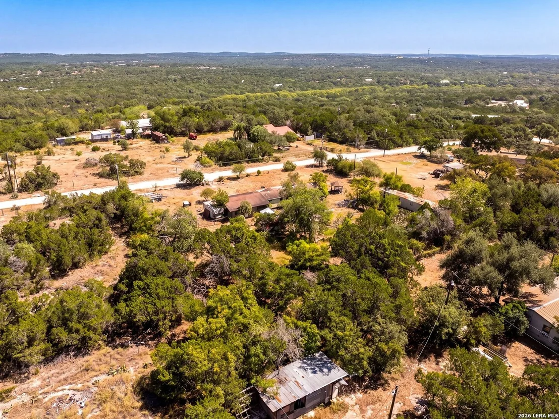 Photo of 990 Hillcrest Trl