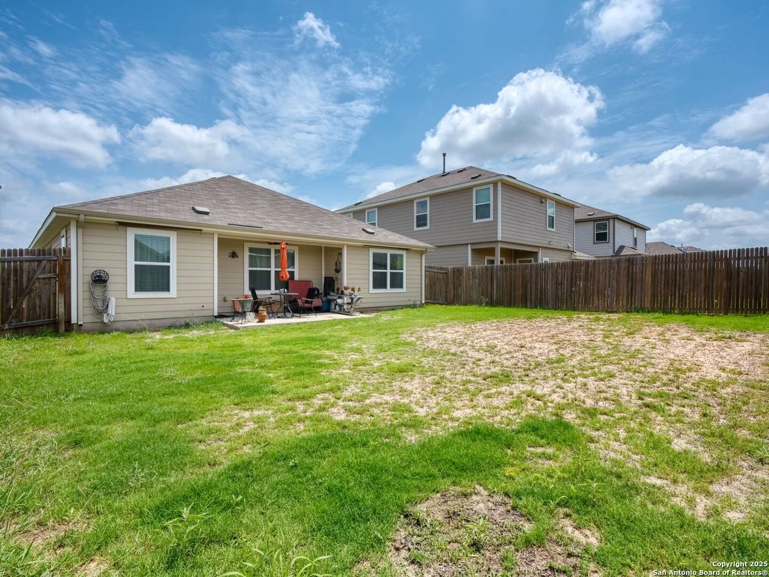 Photo of 10744 Rosalina Loop