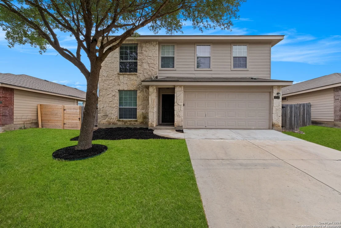 Photo of 9714 Connemara Bend