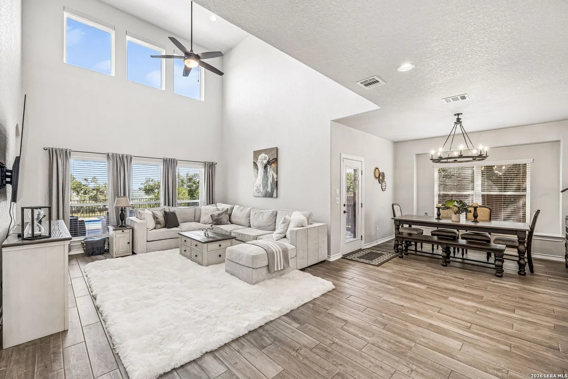 Photo of 3586 KING TERRACE