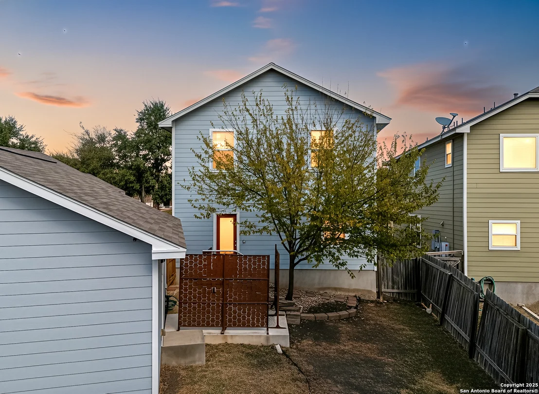 Photo of 9030 Gull Lake