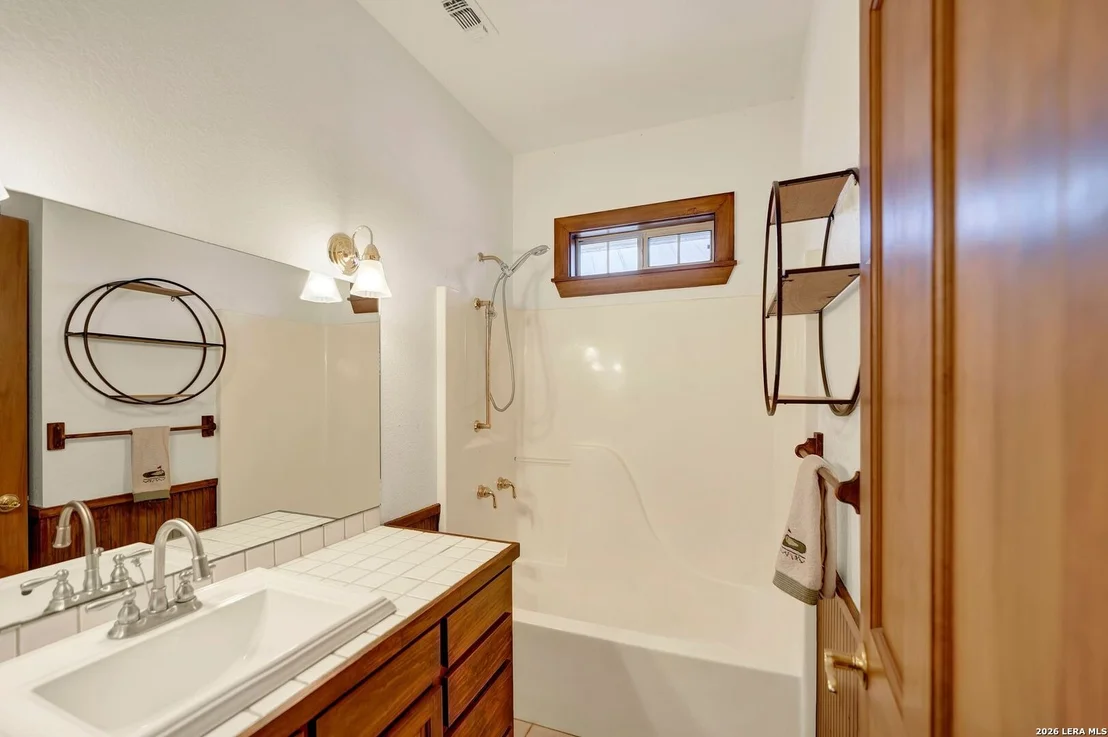 Photo of 181 SETTLERS CIR