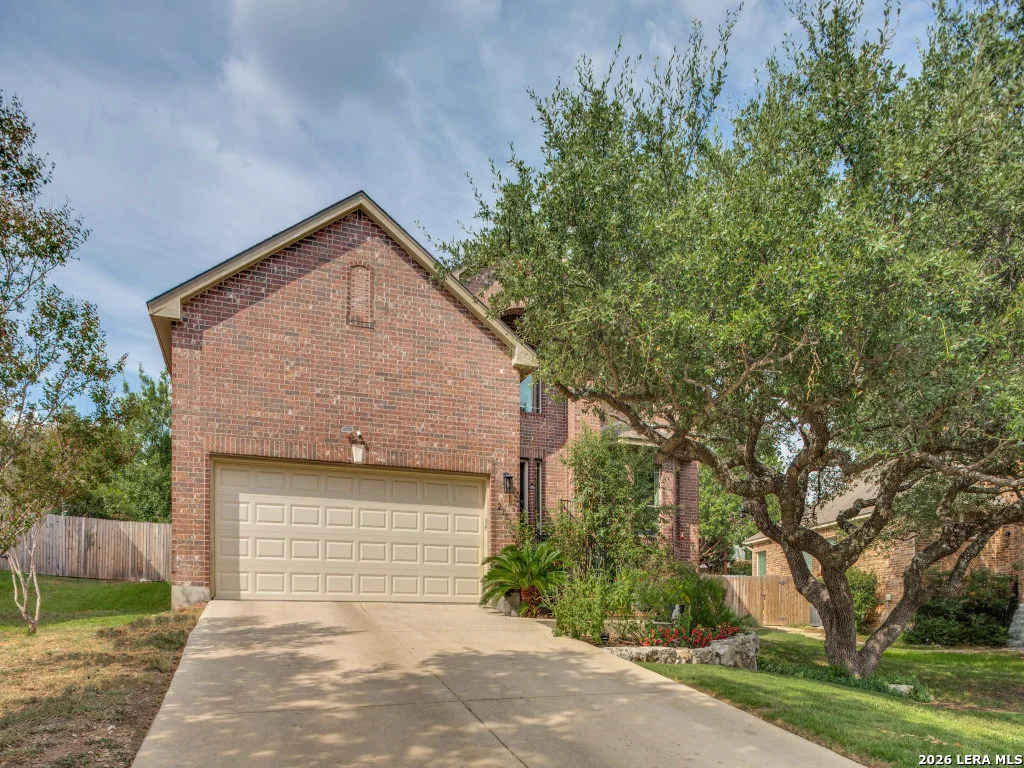 Photo of 21518 PROMONTORY CIR