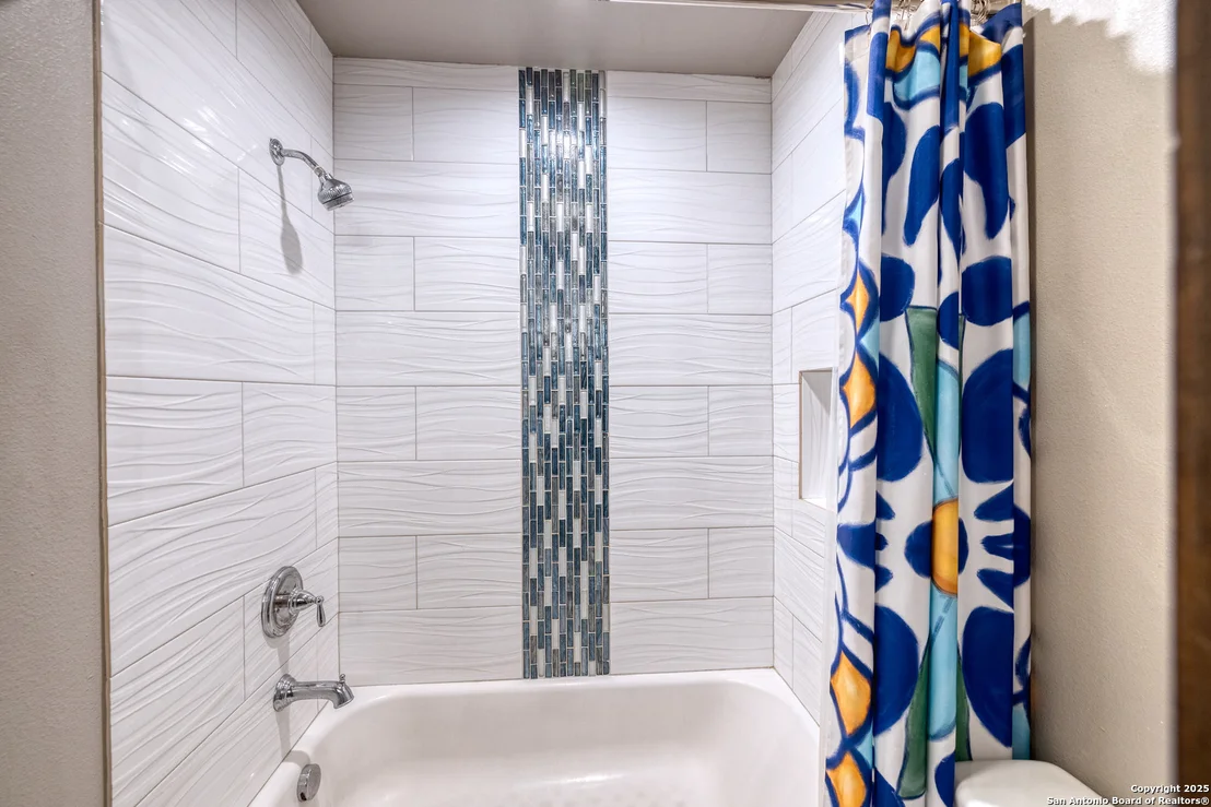 Photo of 350 Lantana