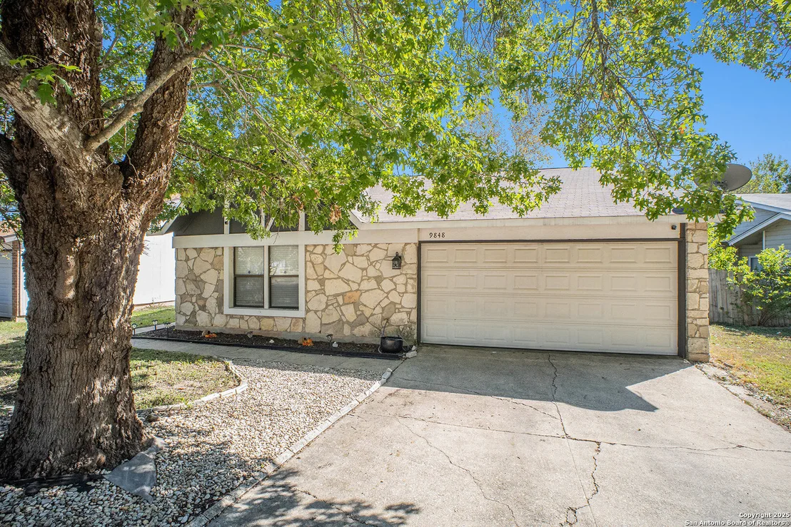 Photo of 9848 Fortune Ridge Dr