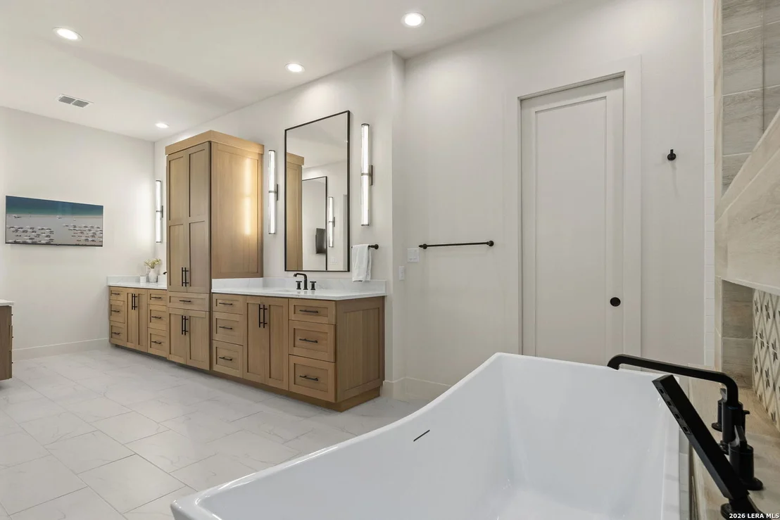 Photo of 11326 Montell Pt