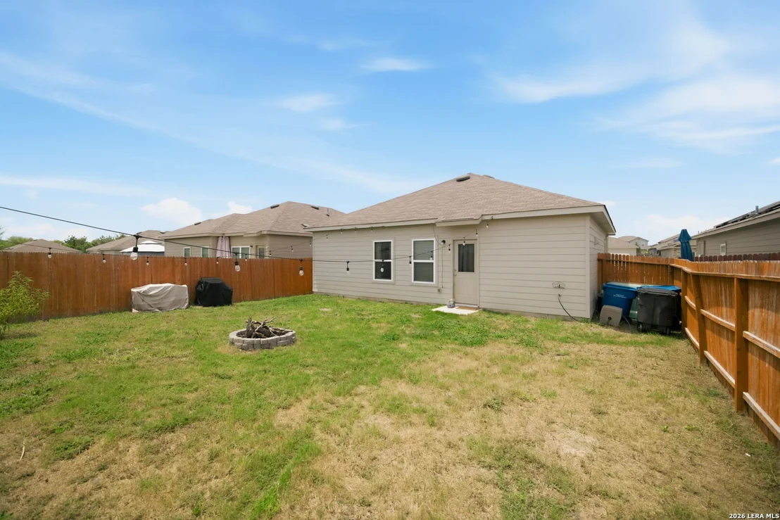 Photo of 3214 Farm Oak