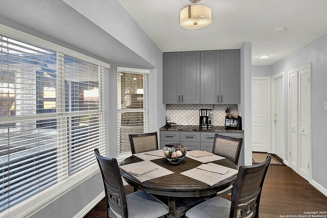 Photo of 121 SPYGLASS