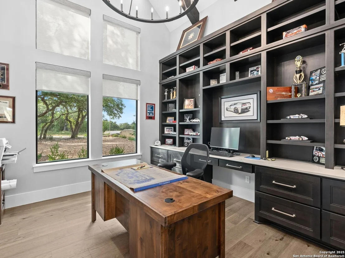 Photo of 207 River Bend